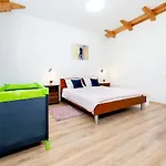 Apartamento House Lena - 800 M From The Sea Rovinj