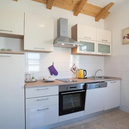 House Lena - 800 M From The Sea アパート *