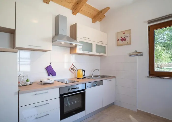 House Lena - 800 M From The Sea Appartement *